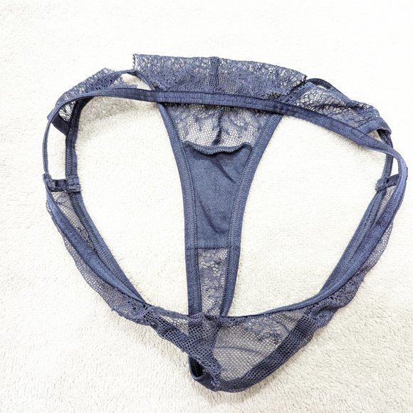 32B Victoria's Secret Very Sexy Multi Way bra + small size matching thong - Picture 14 of 14